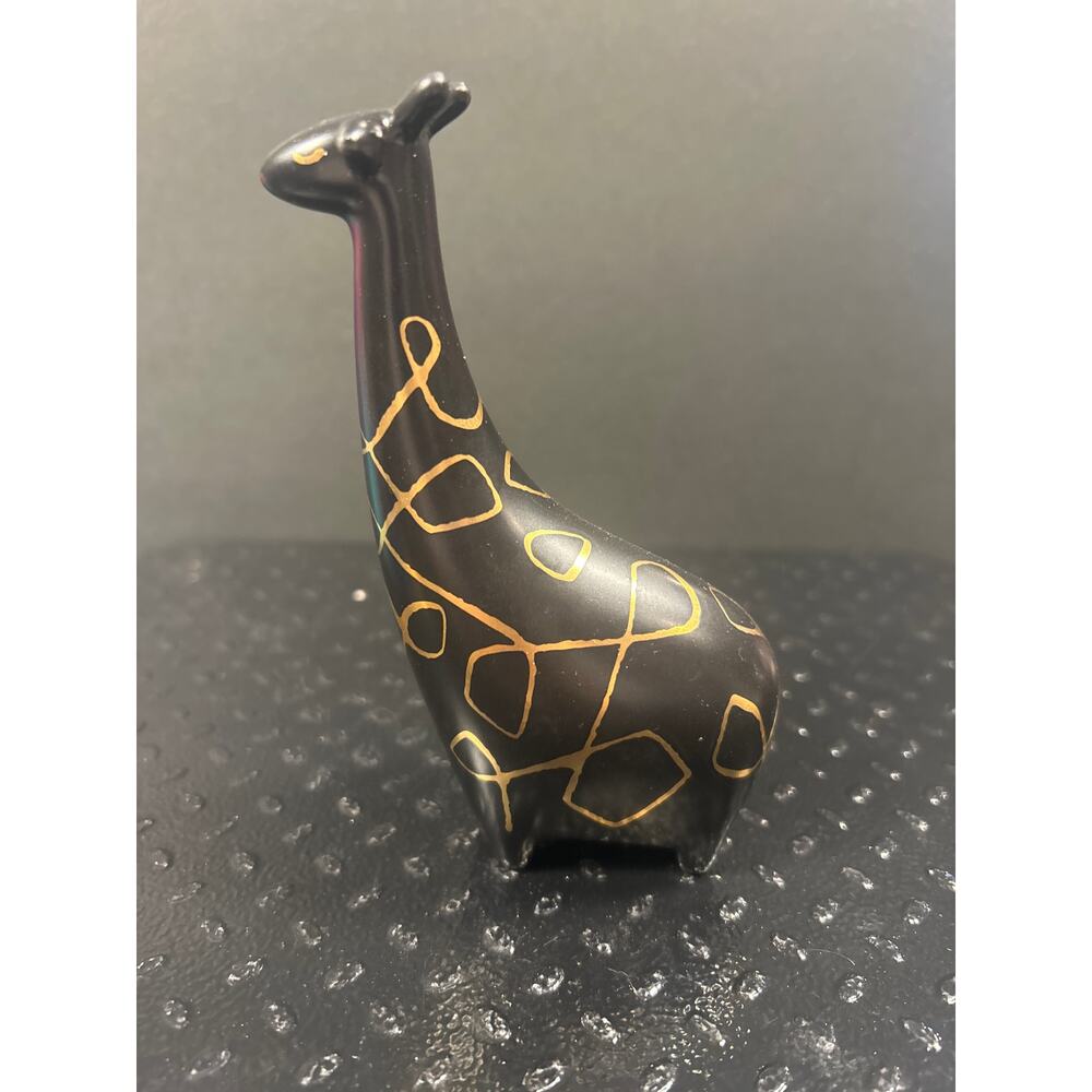 Kate Spade and Lenox Giraffe Salt Shaker